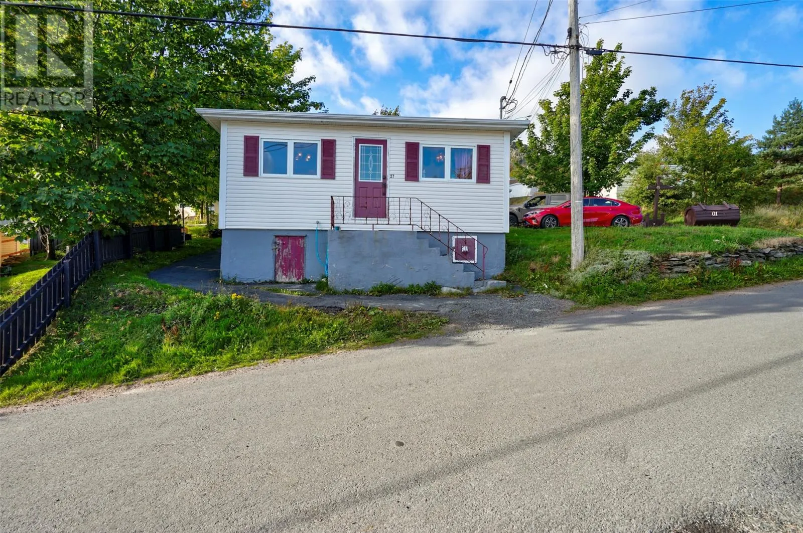 27 Meadow Road