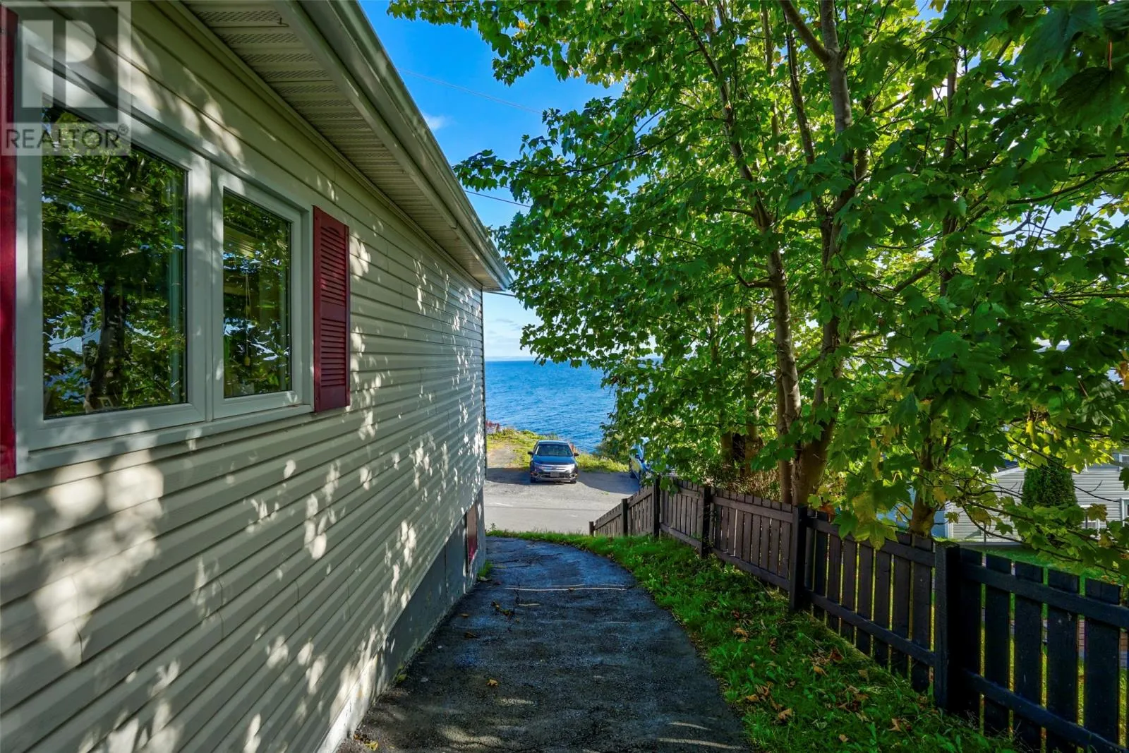 27 Meadow Road
