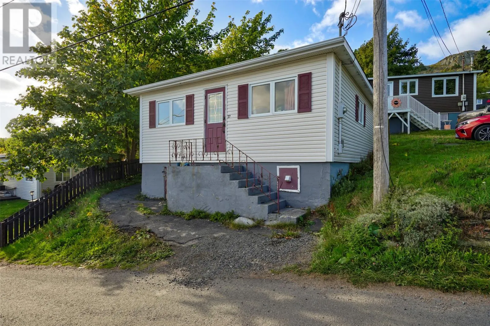 27 Meadow Road