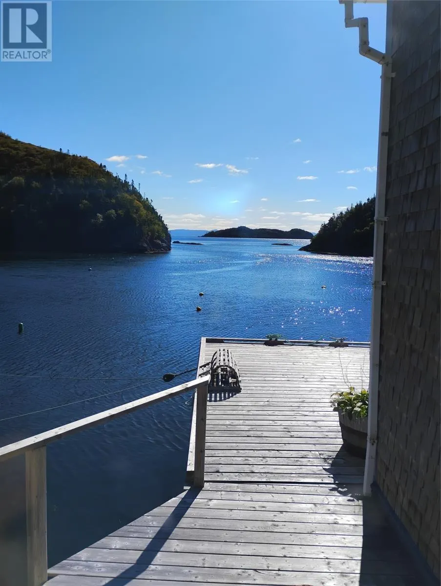 1 Little Harbour Landing