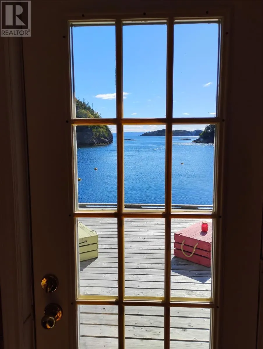 1 Little Harbour Landing