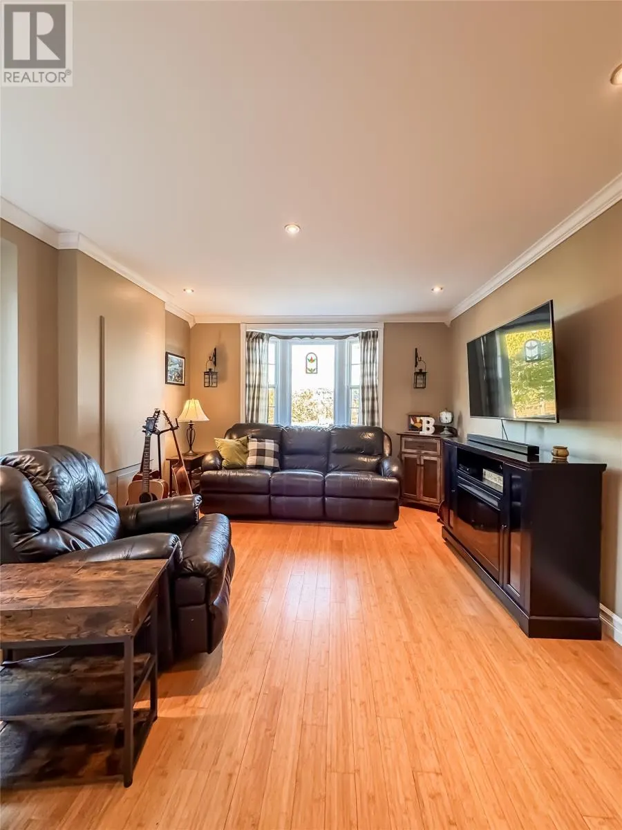 22 Salt Pond Drive