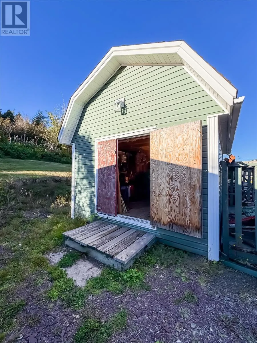 22 Salt Pond Drive