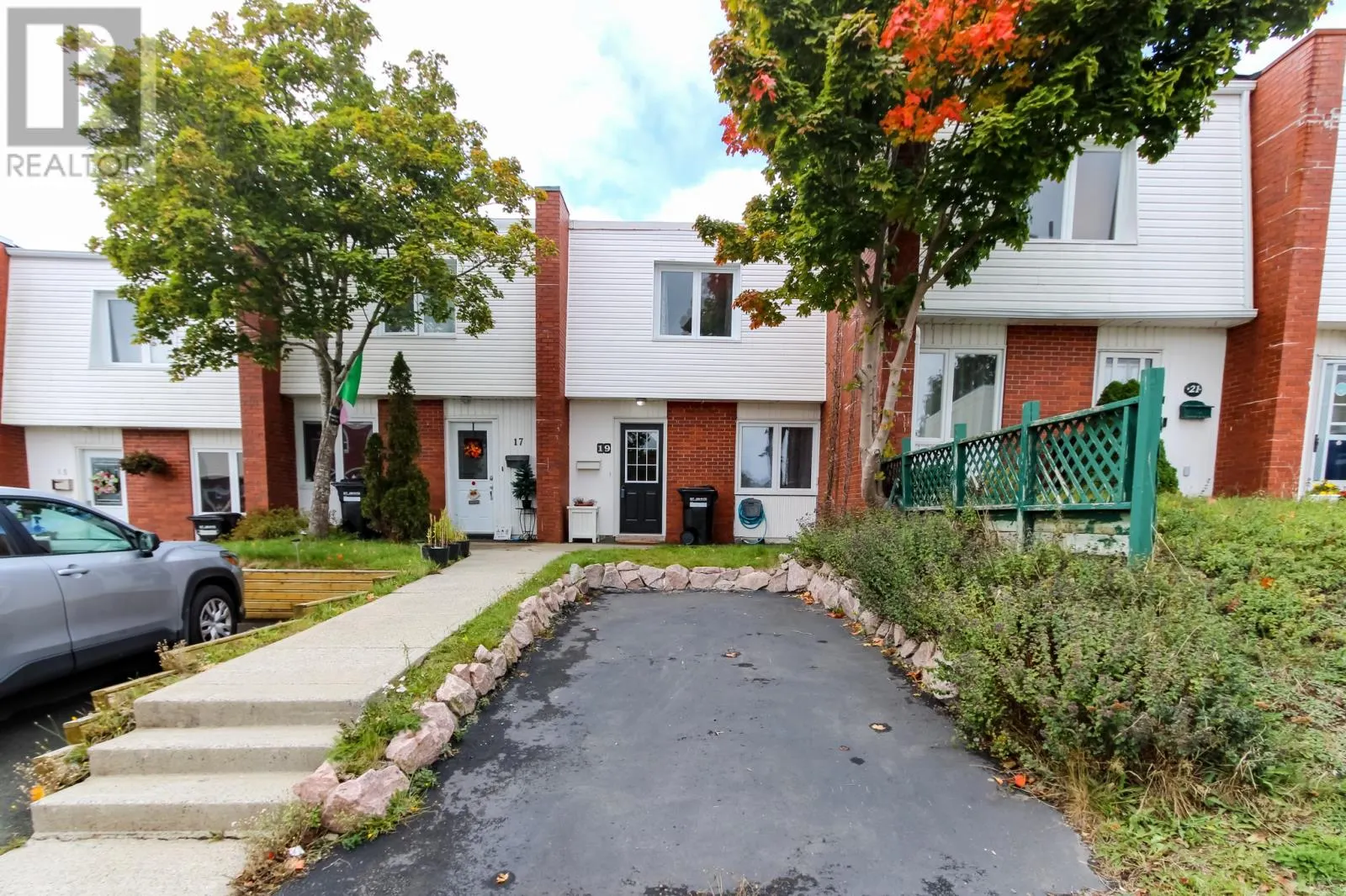 19 Steer Street