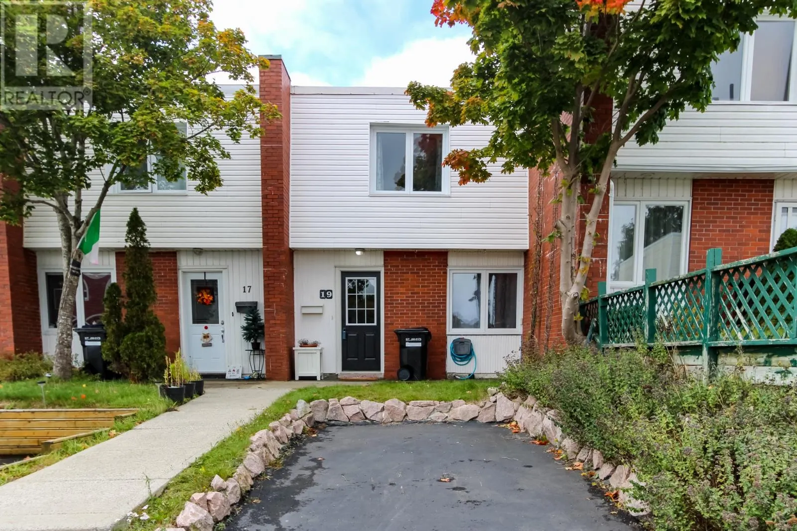 19 Steer Street