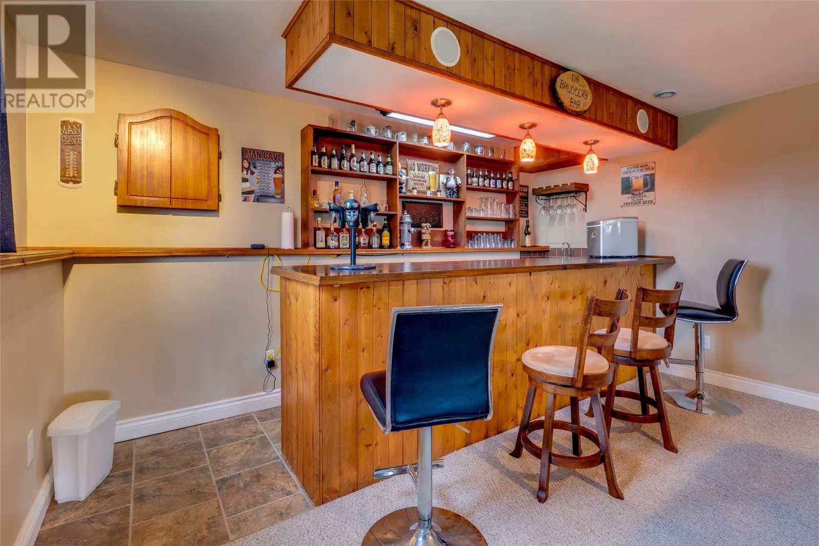 1 Anstey's Cove Lane