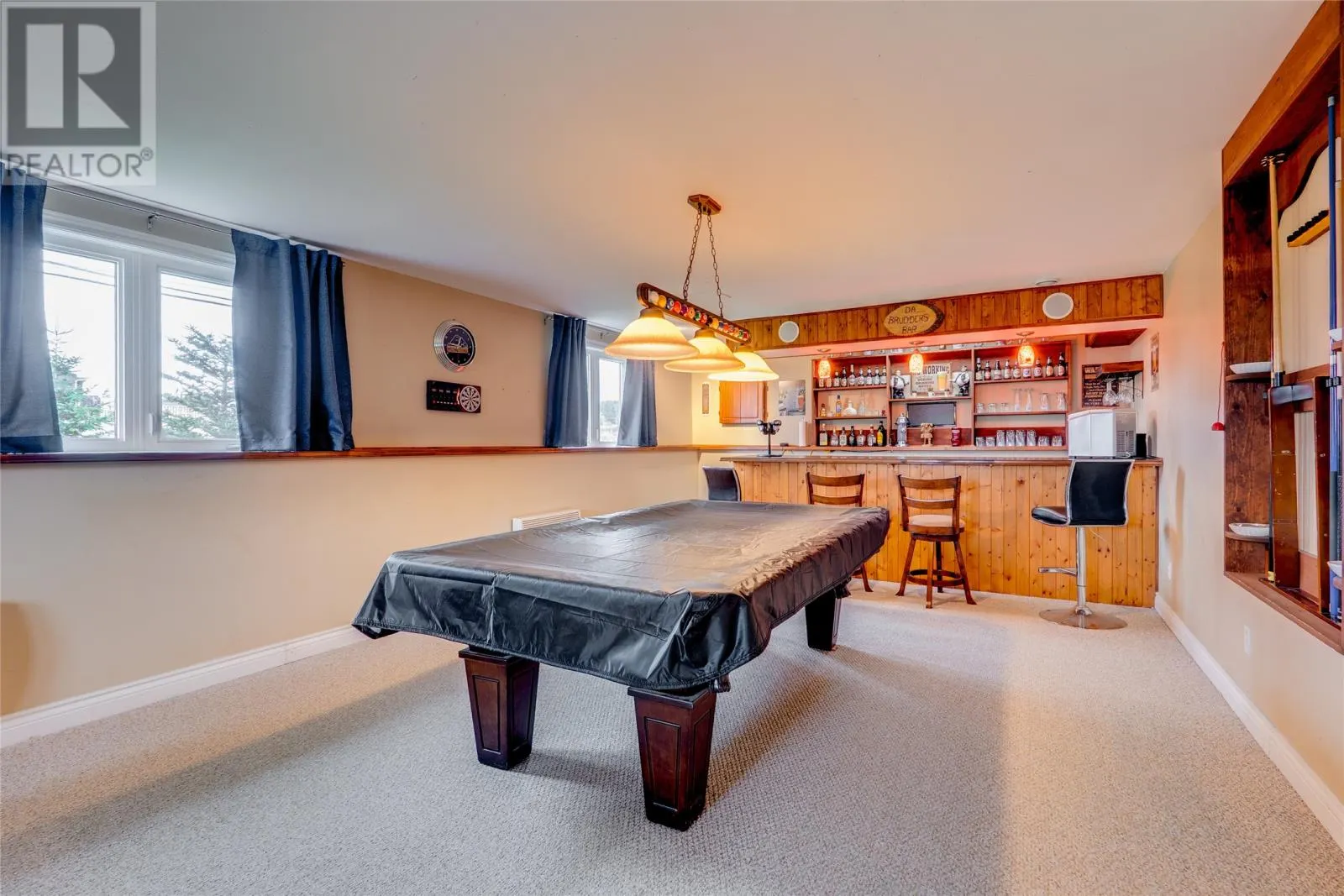 1 Anstey's Cove Lane