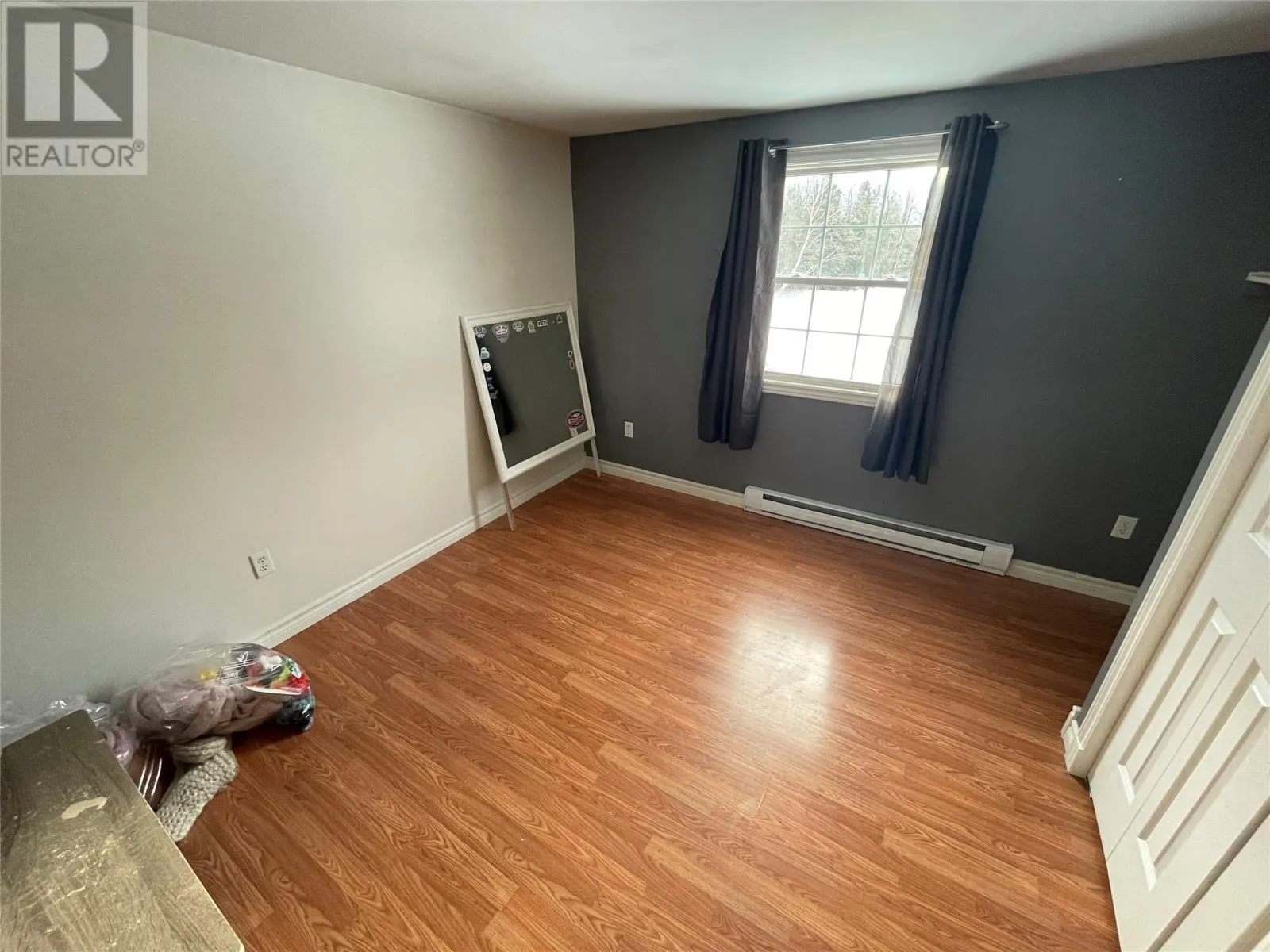 20 Forest Road