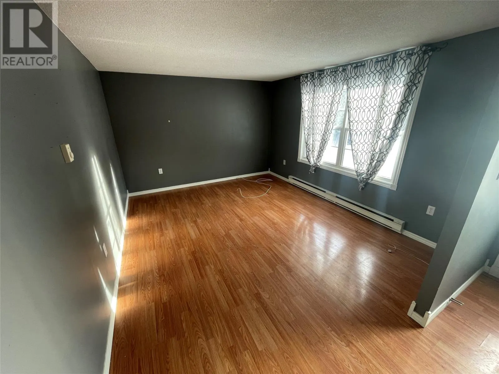 20 Forest Road
