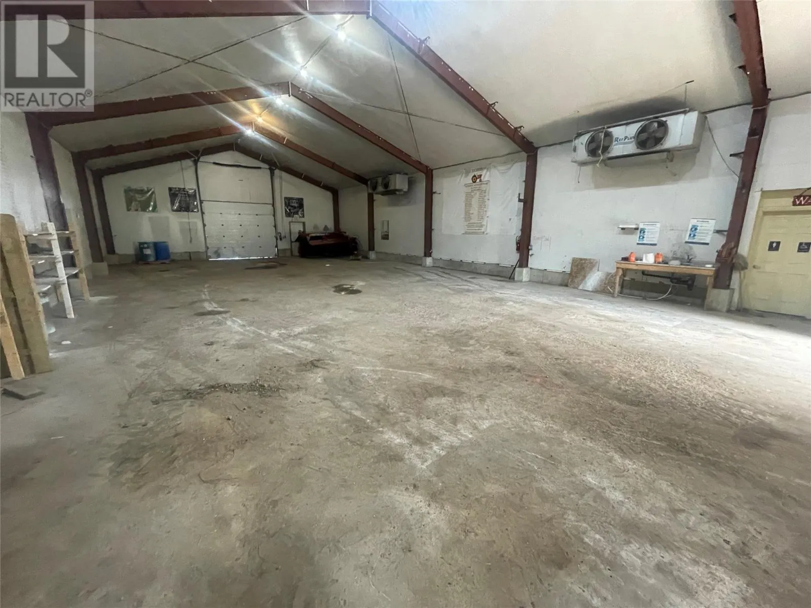 20 Forest Road