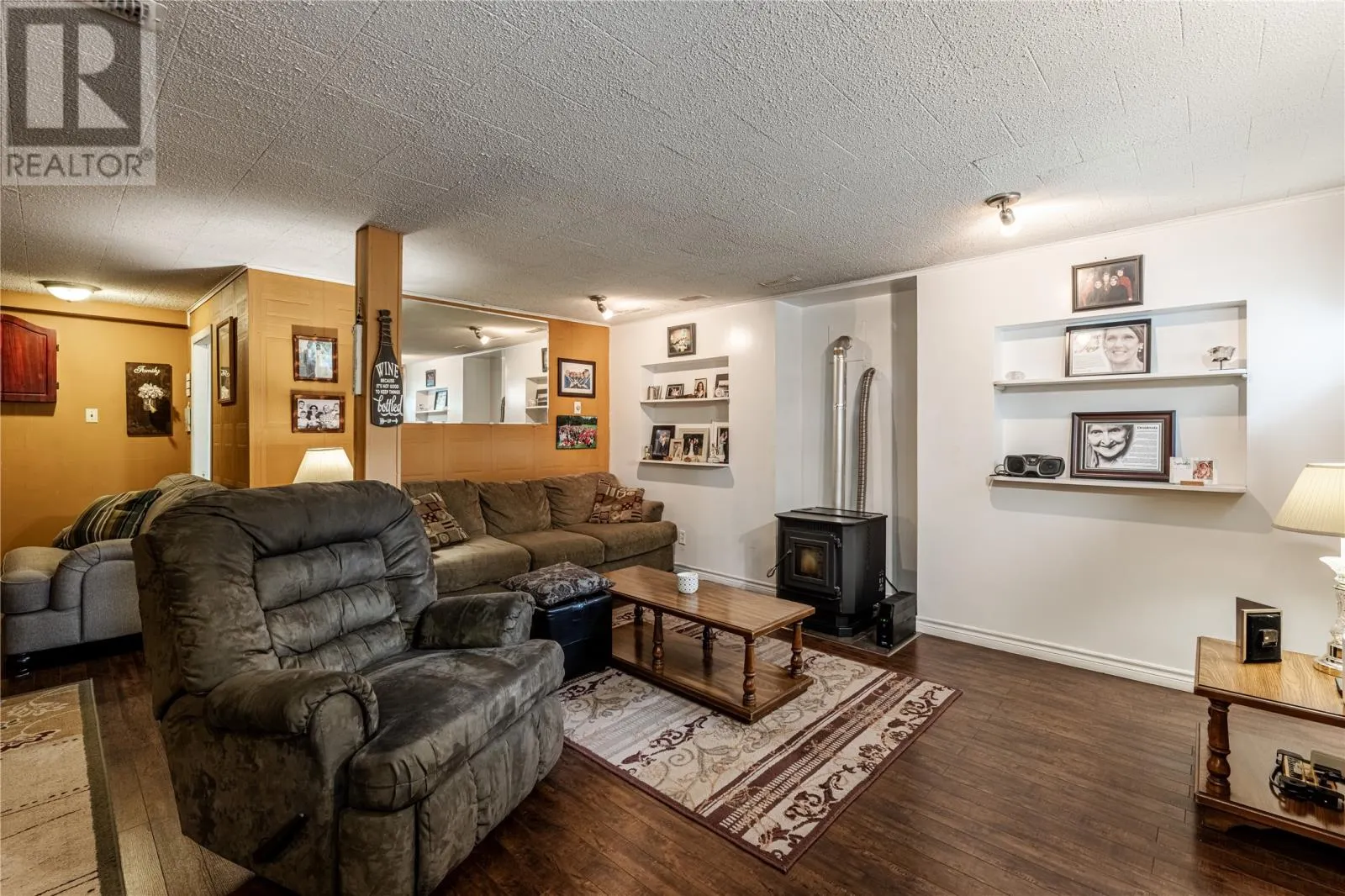 11 Irving Drive