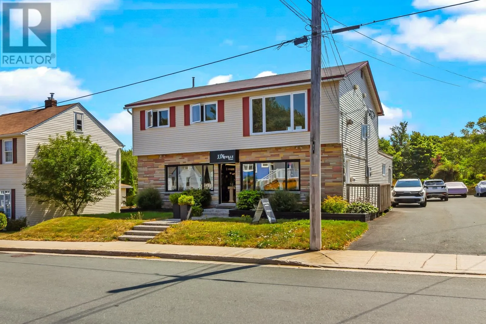 393 Hamilton Ave Extension