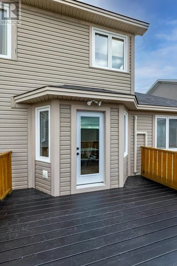 5 McCrae Street