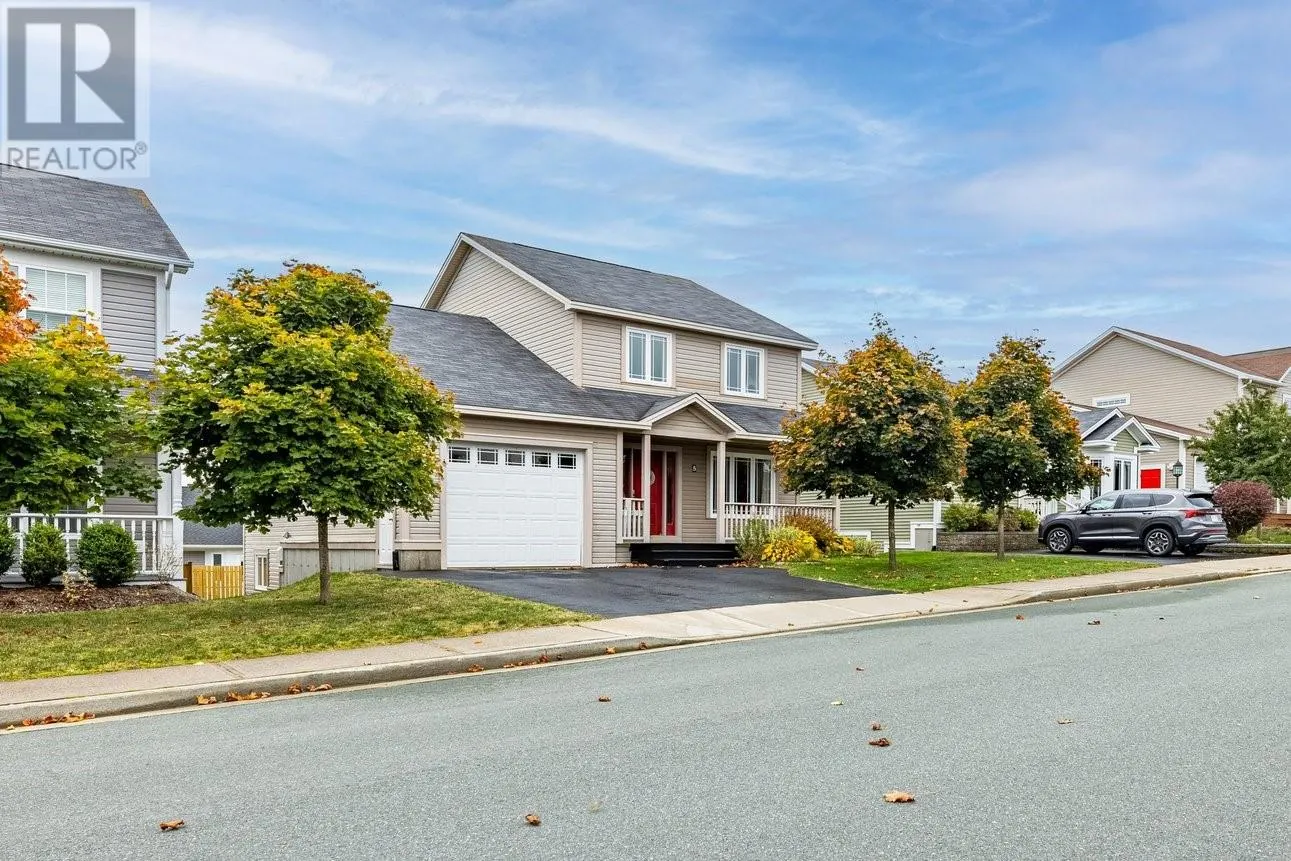 5 McCrae Street