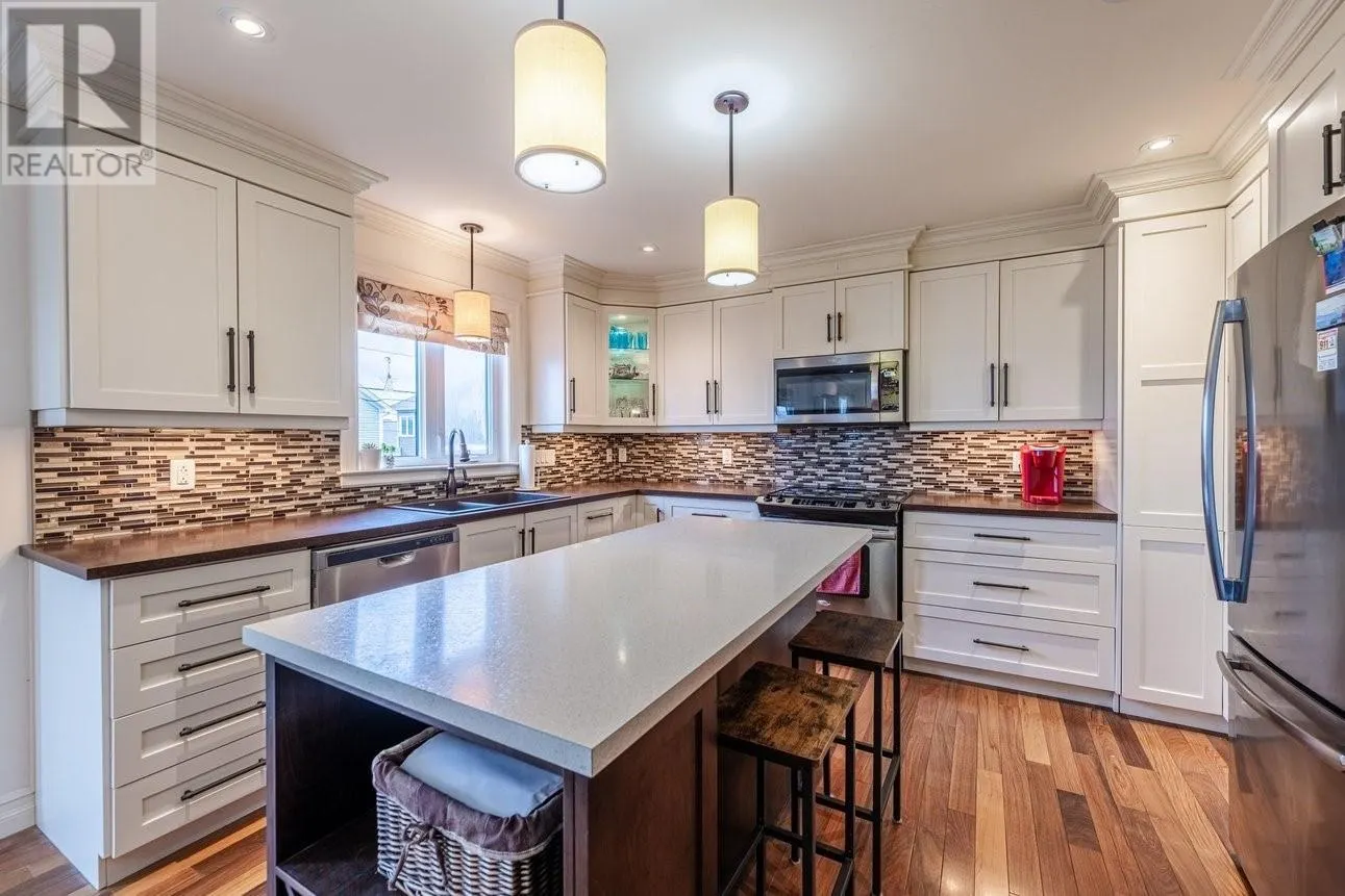 5 McCrae Street