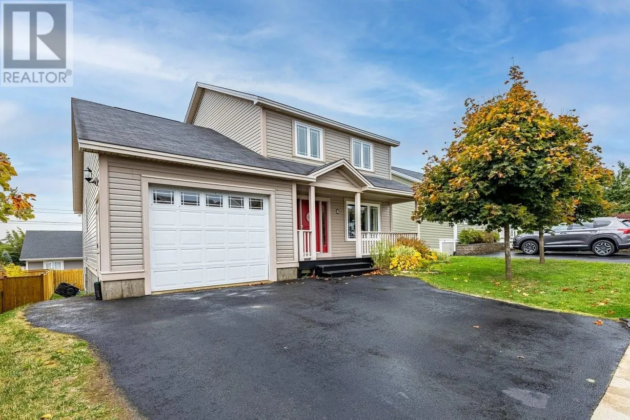5 McCrae Street