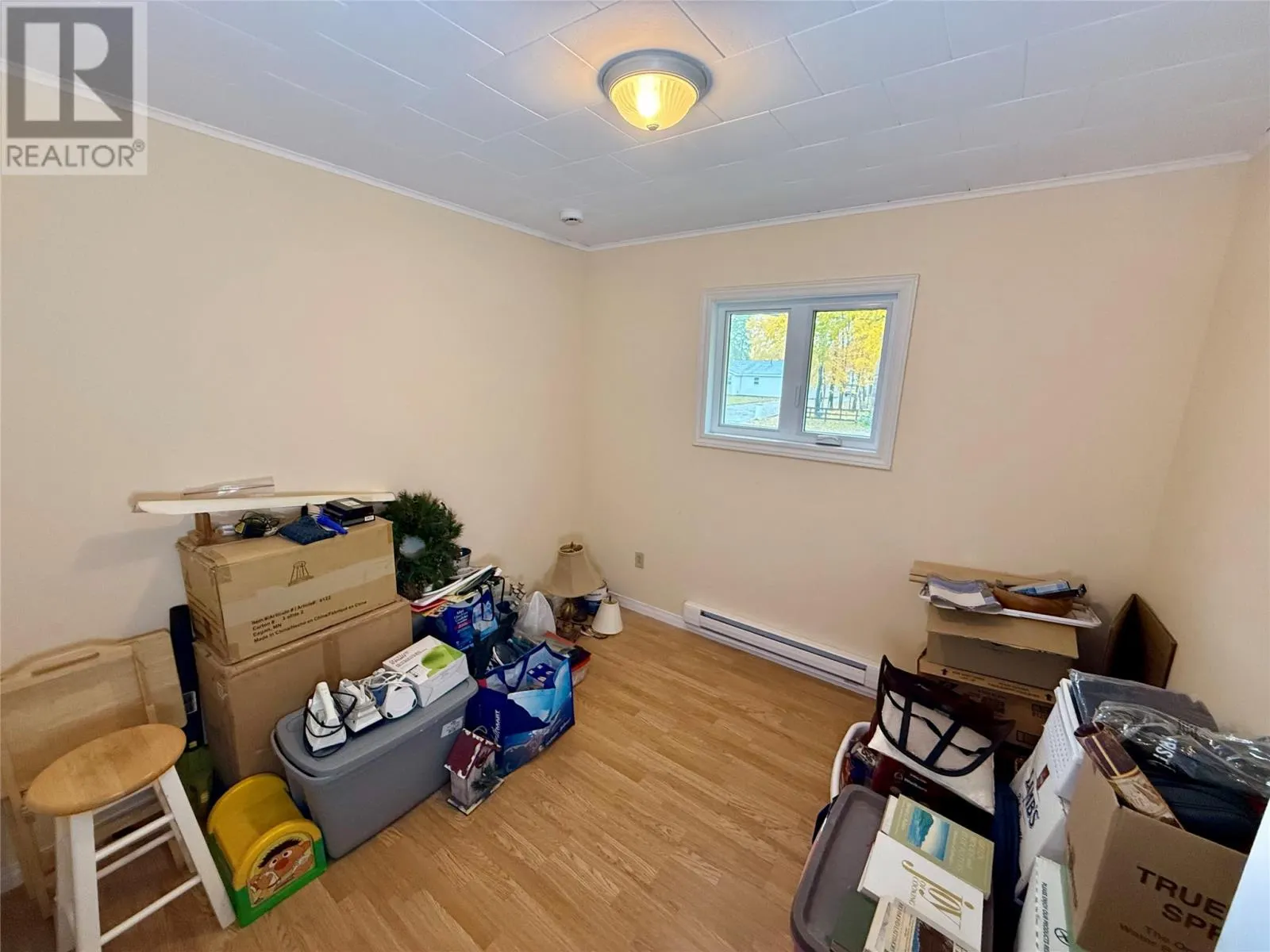 32 Markland Road