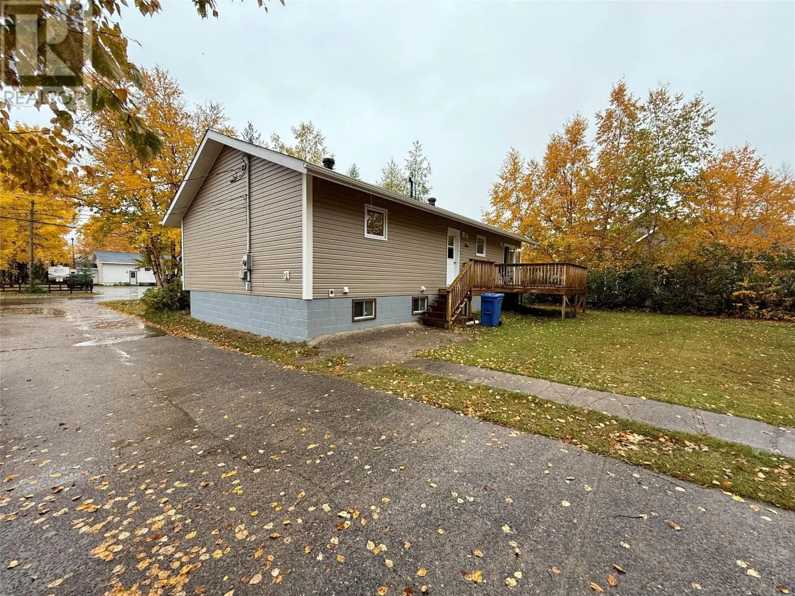 32 Markland Road