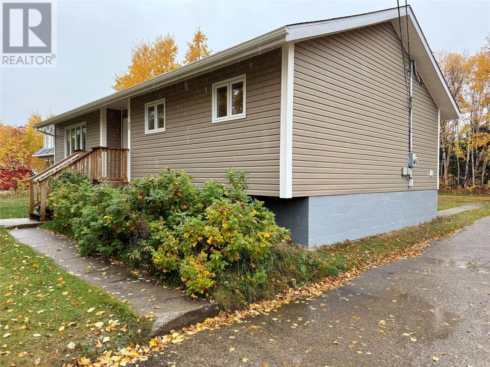 32 Markland Road
