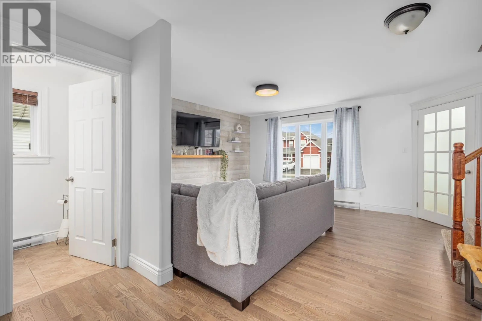 26 Camelot Crescent