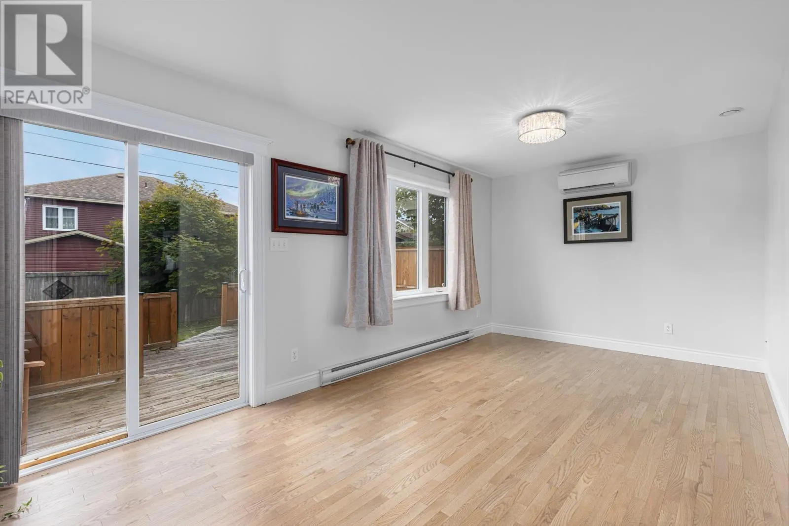 26 Camelot Crescent