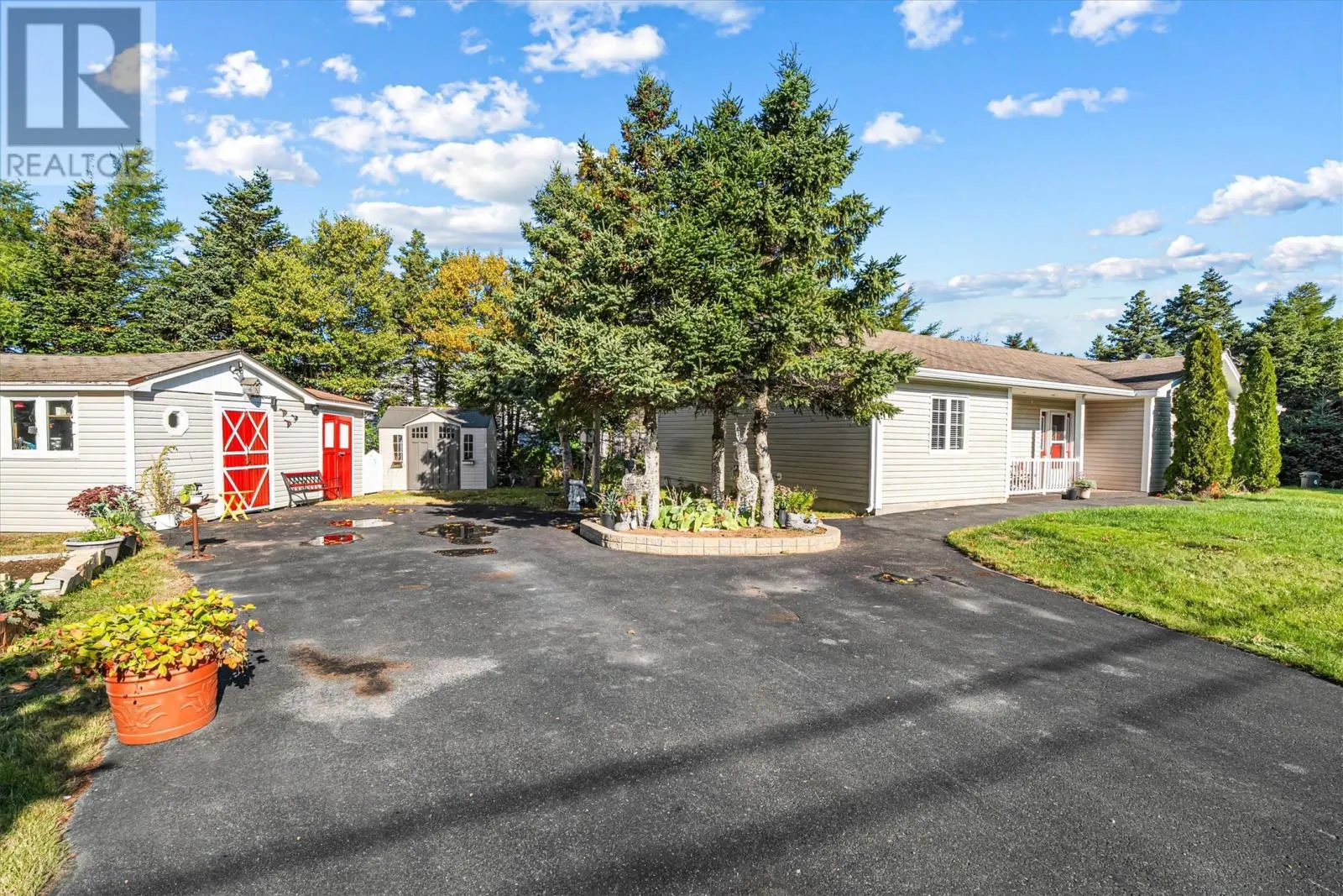 28 Deer Marsh Road