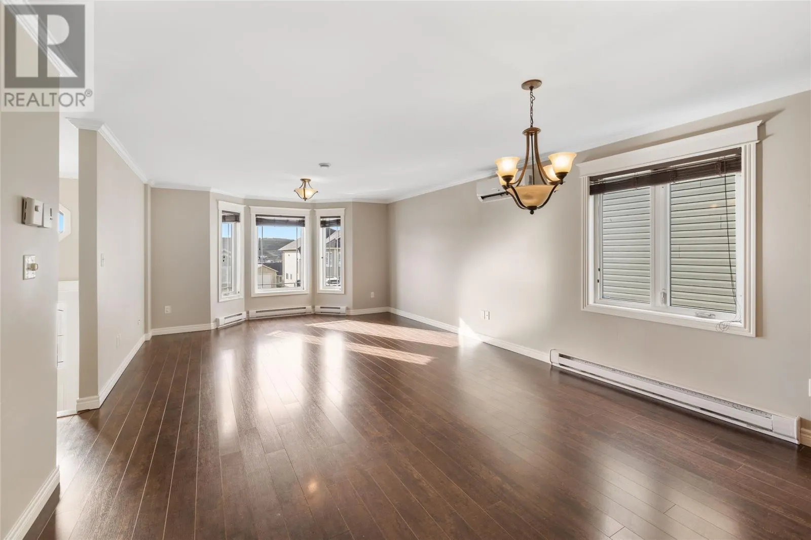 65 Hopedale Crescent