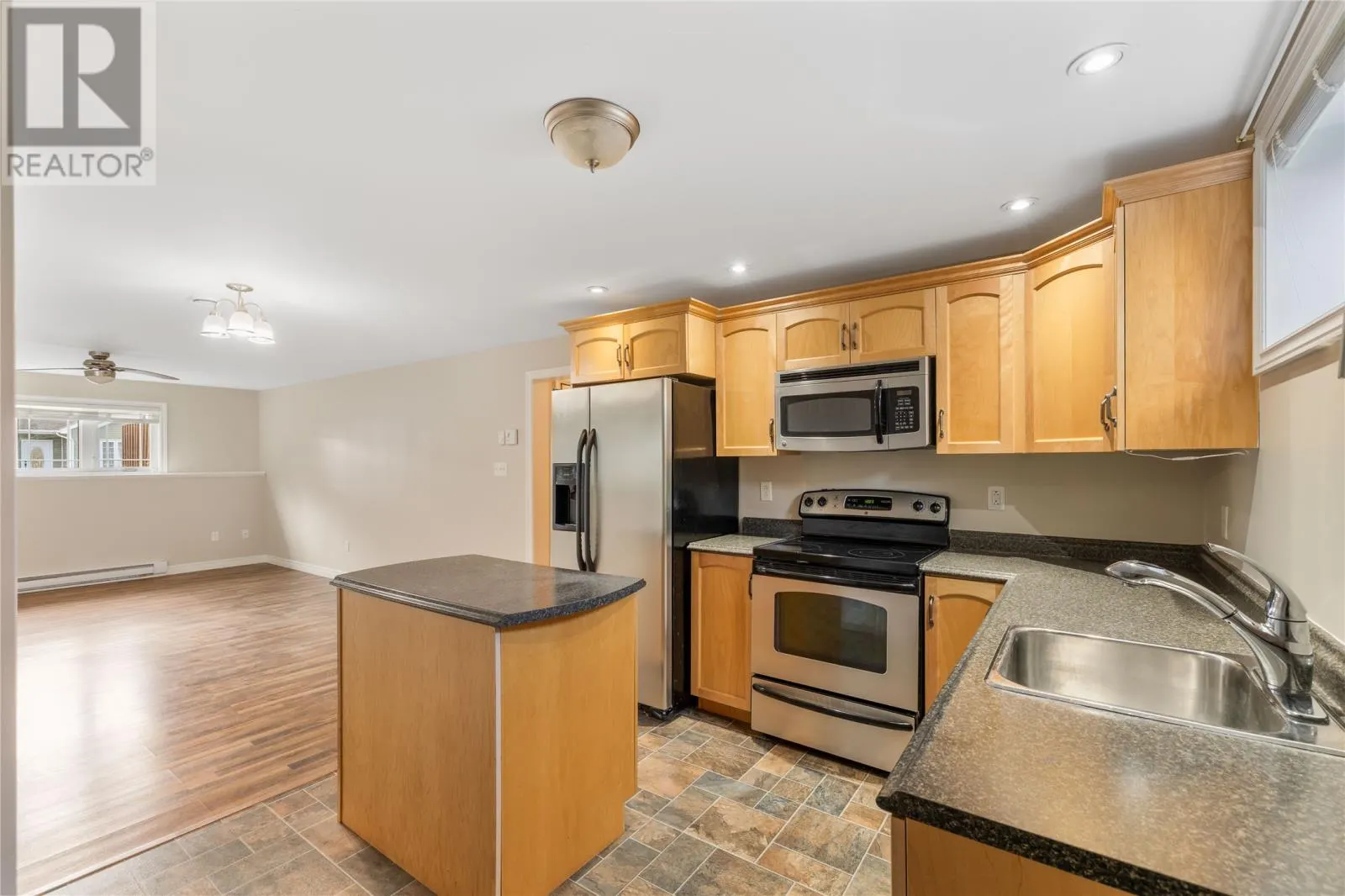 65 Hopedale Crescent