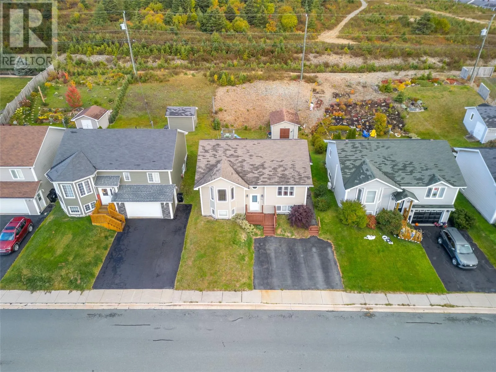 65 Hopedale Crescent
