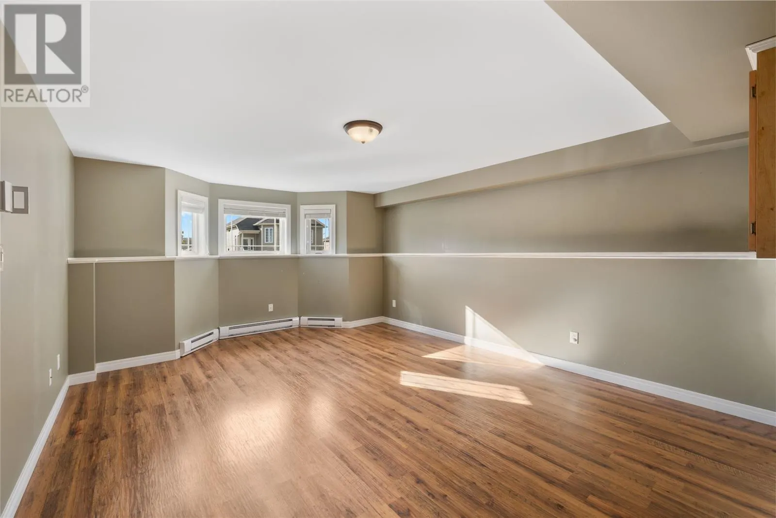 65 Hopedale Crescent