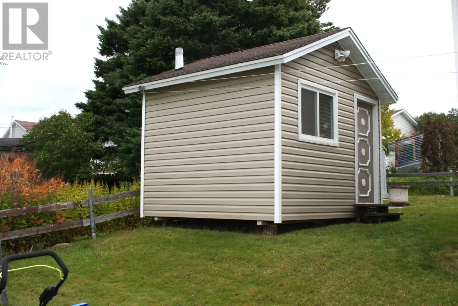7 Seawards Avenue