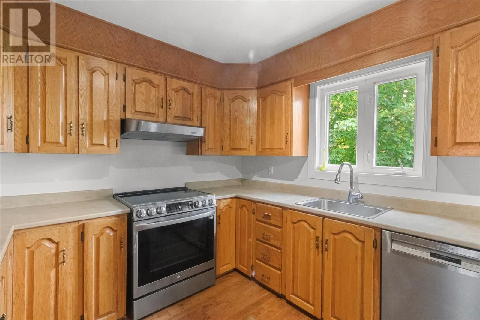 185 Frecker Drive
