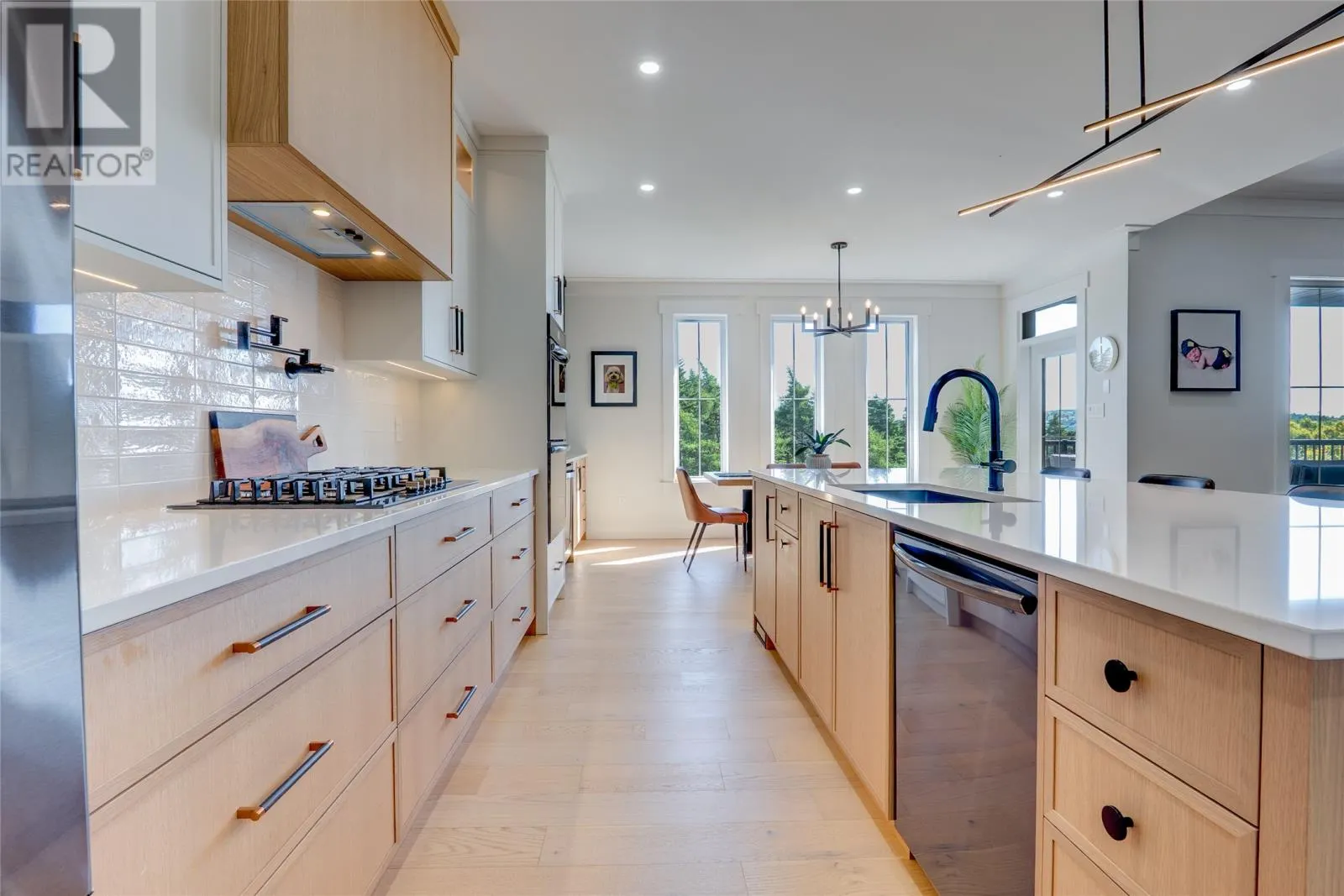 15 Sullivans Road