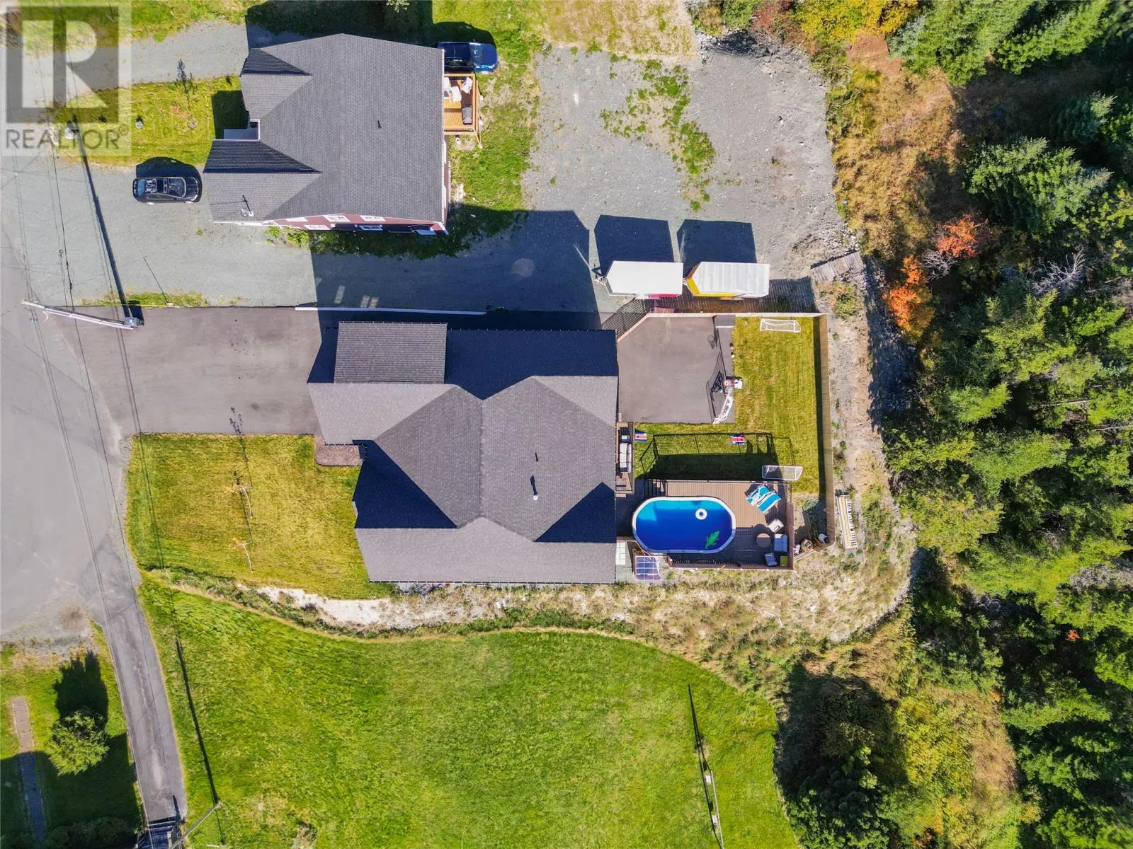 15 Sullivans Road