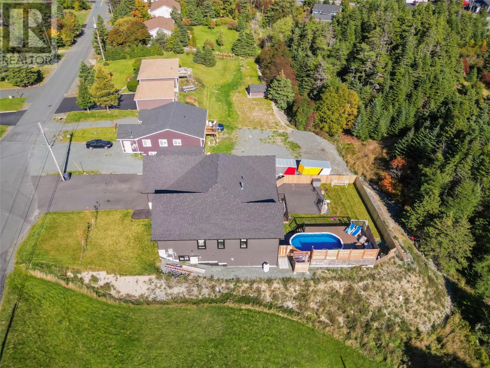 15 Sullivans Road