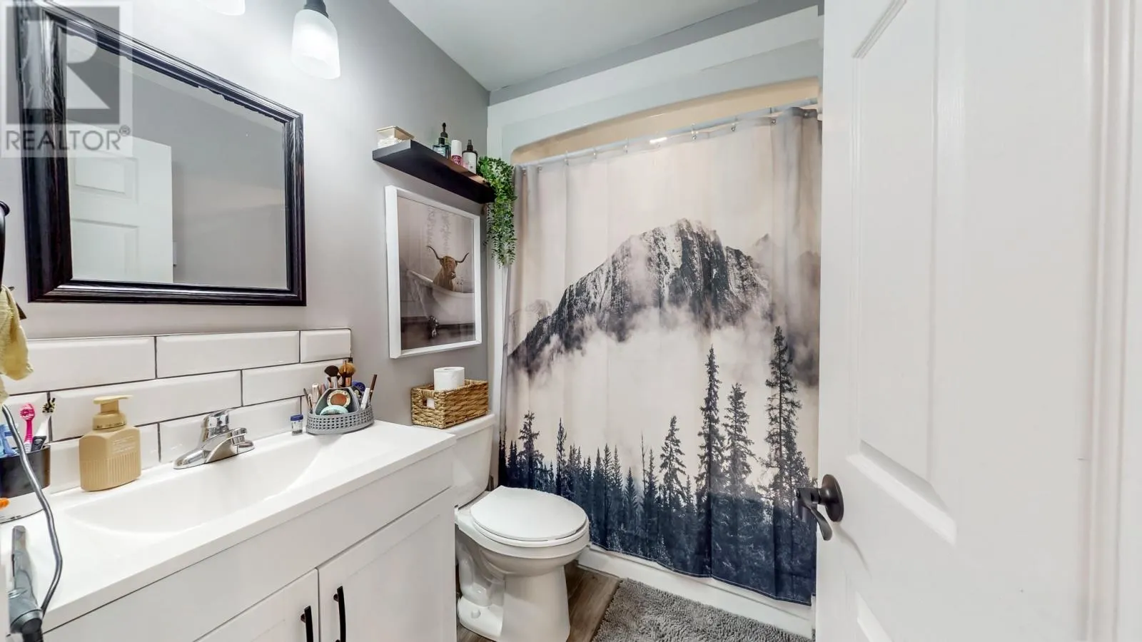 330 Pouch Cove Highway