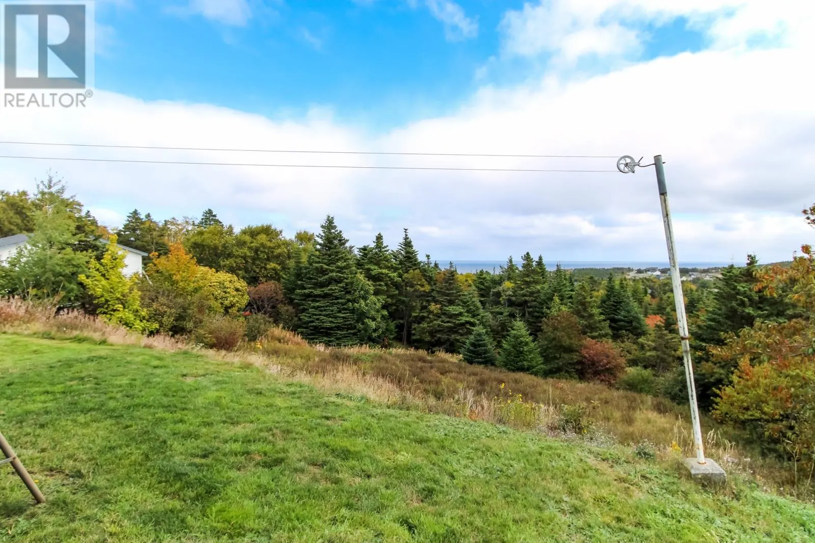 330 Pouch Cove Highway