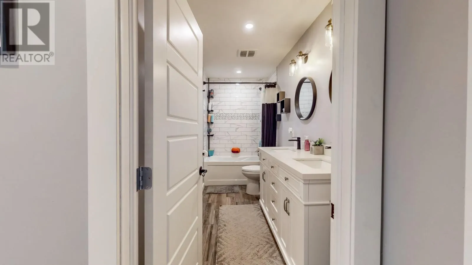 330 Pouch Cove Highway