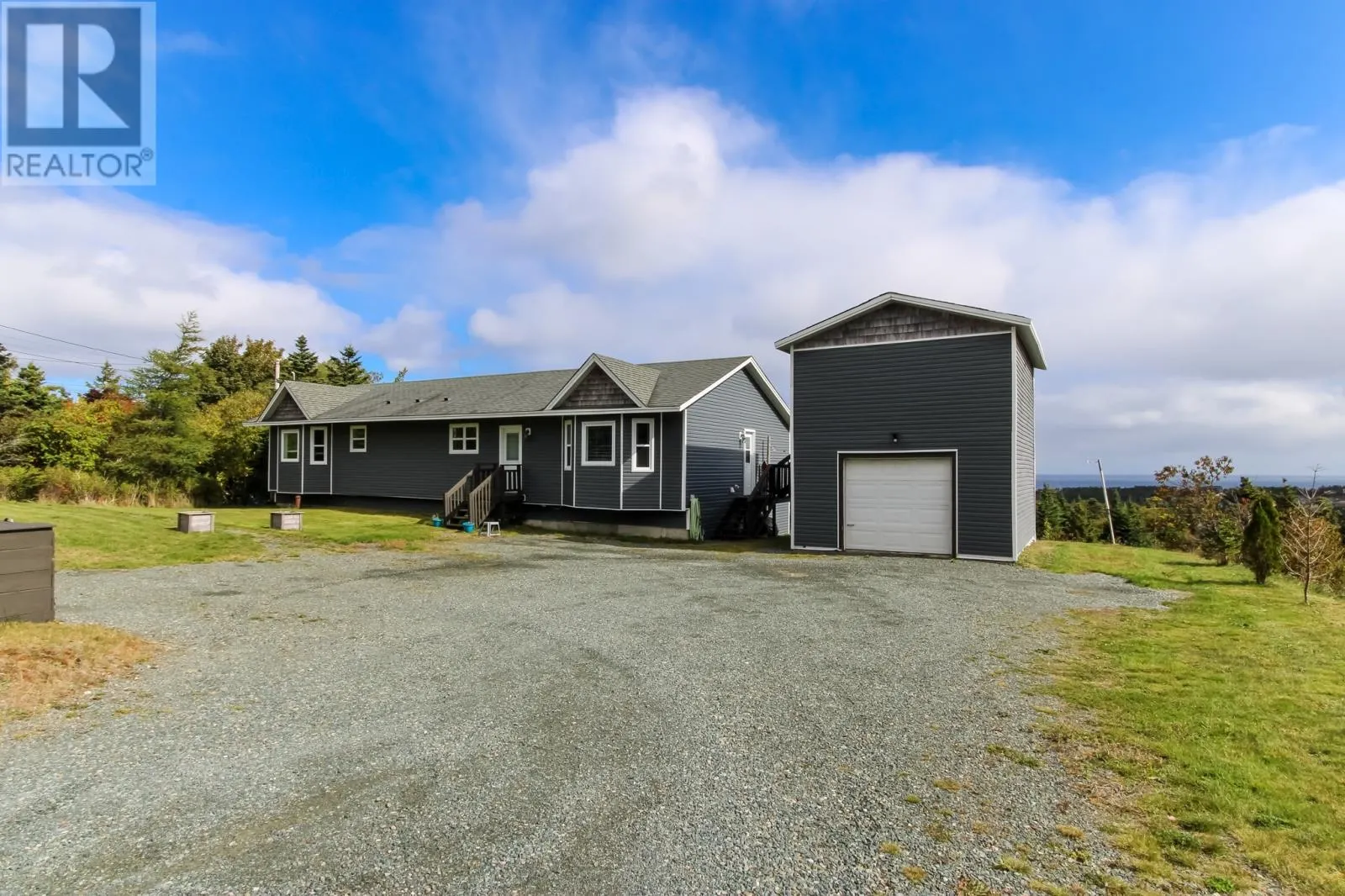 330 Pouch Cove Highway
