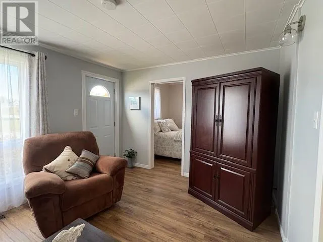 4 Hillview Avenue