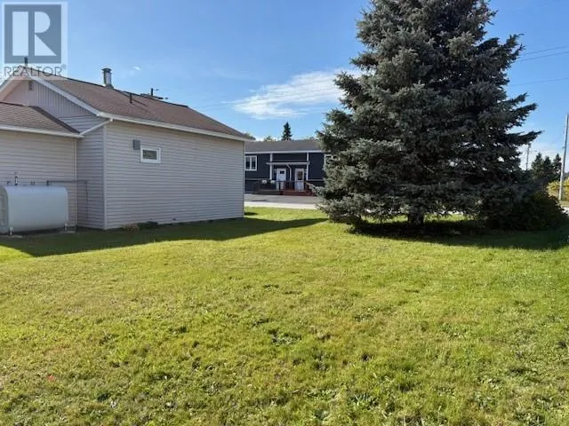4 Hillview Avenue