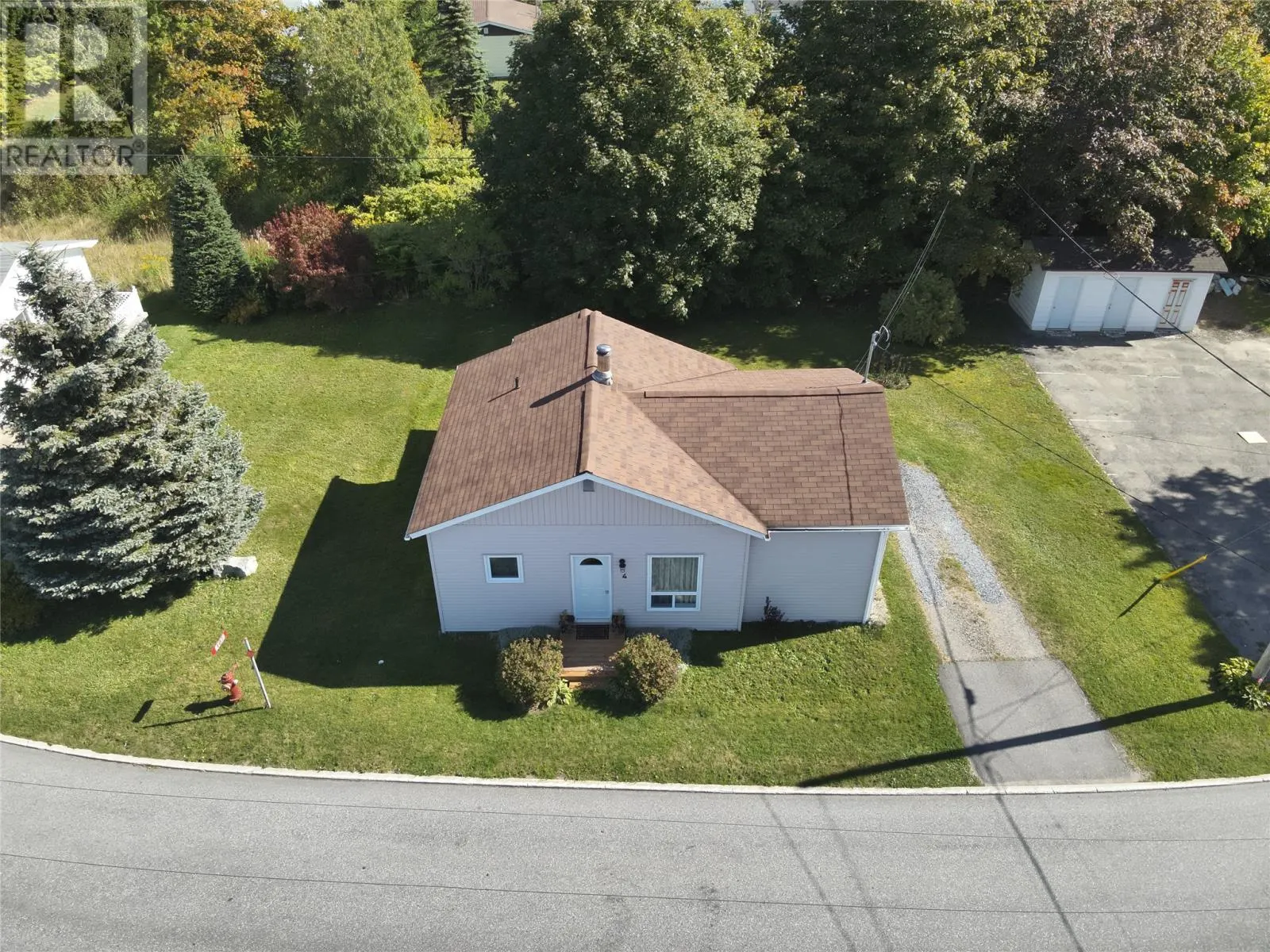 4 Hillview Avenue