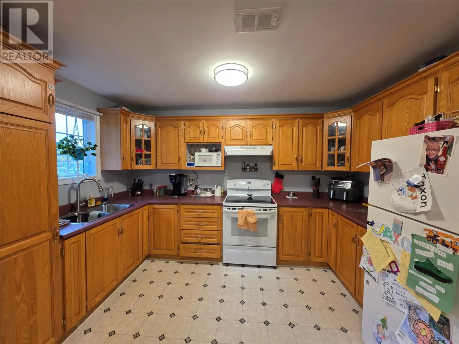 16 BAYVIEW Heights