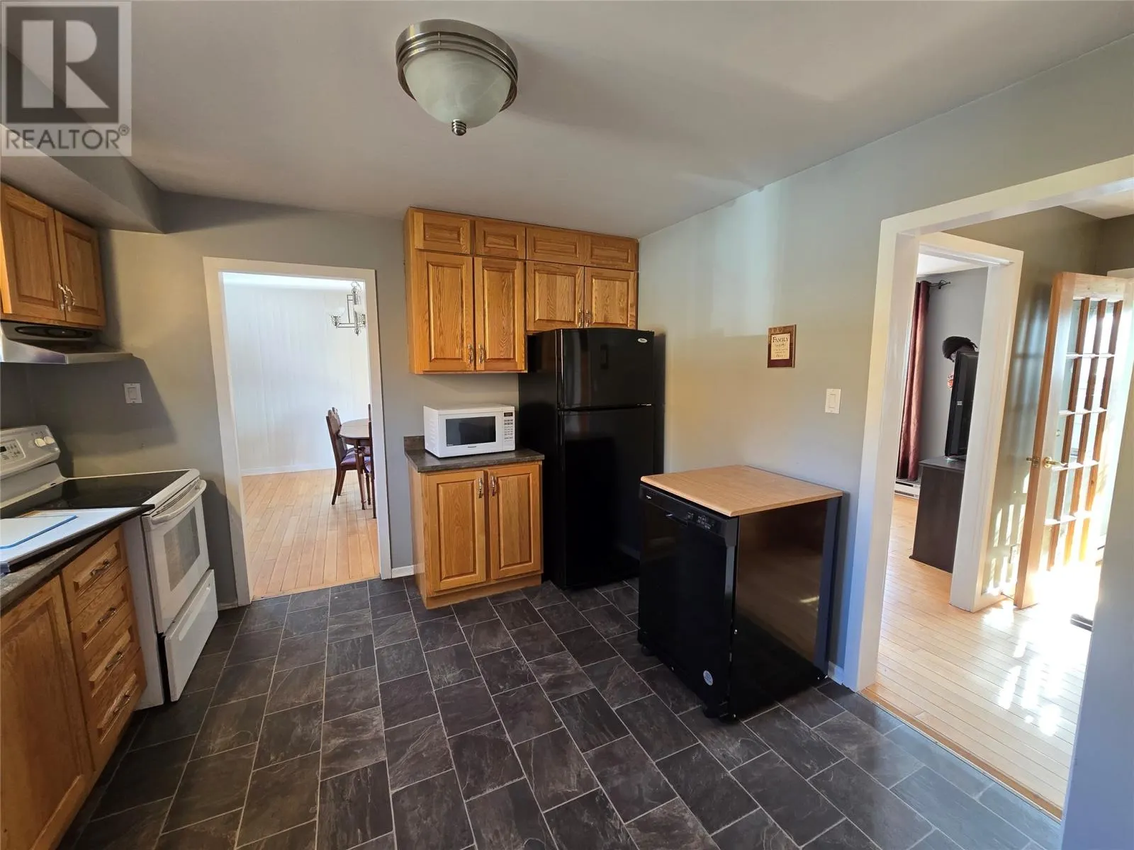 421 Tamarack Drive
