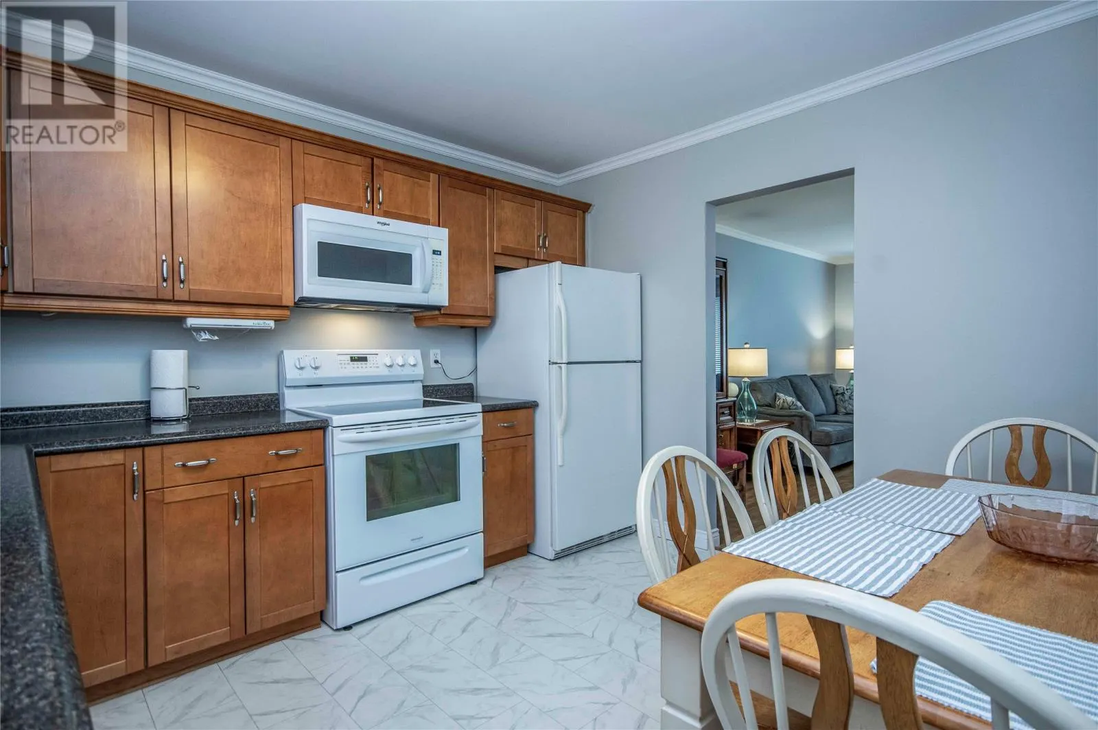 29 Tweedsmuir Place