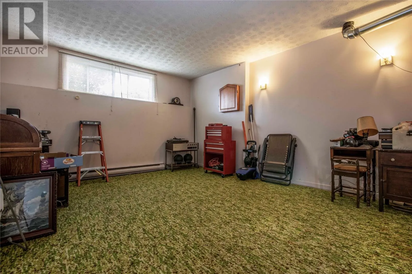 29 Tweedsmuir Place