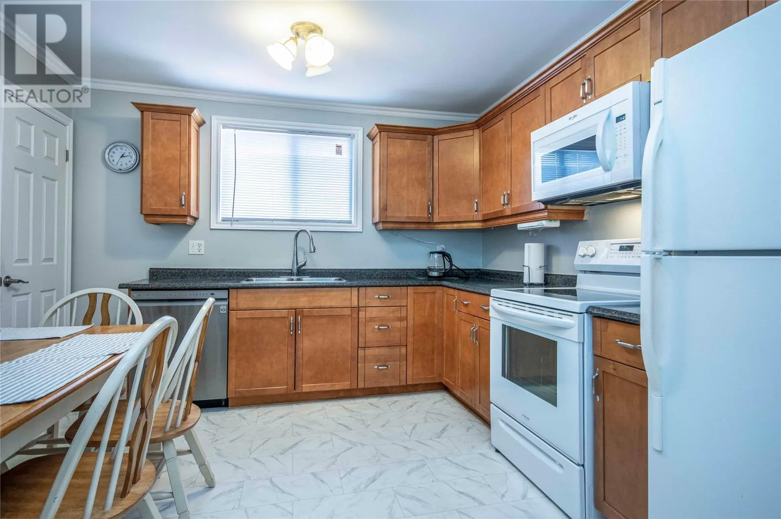 29 Tweedsmuir Place