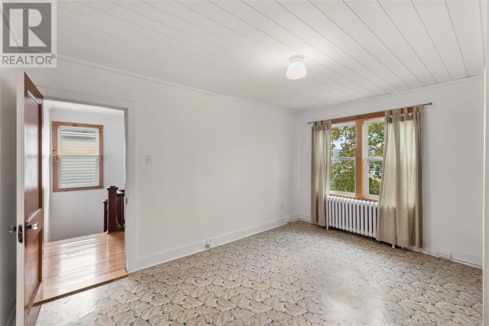 98 Campbell Avenue