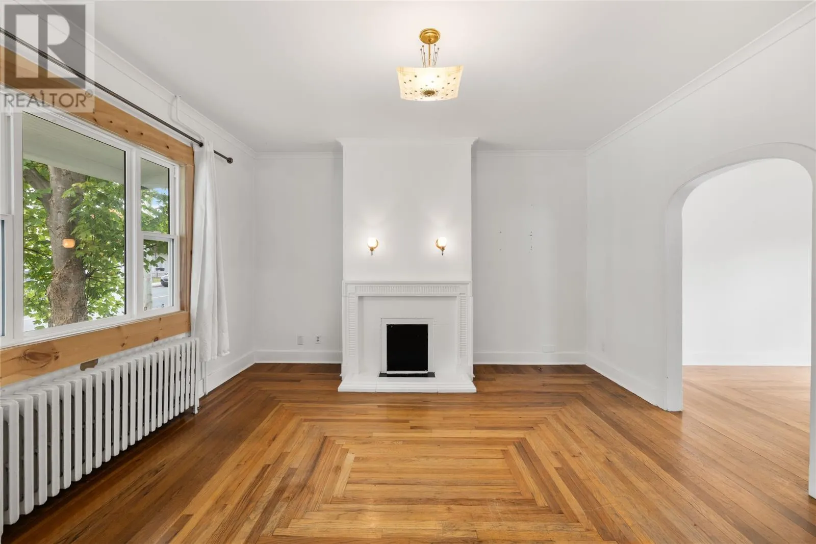 98 Campbell Avenue