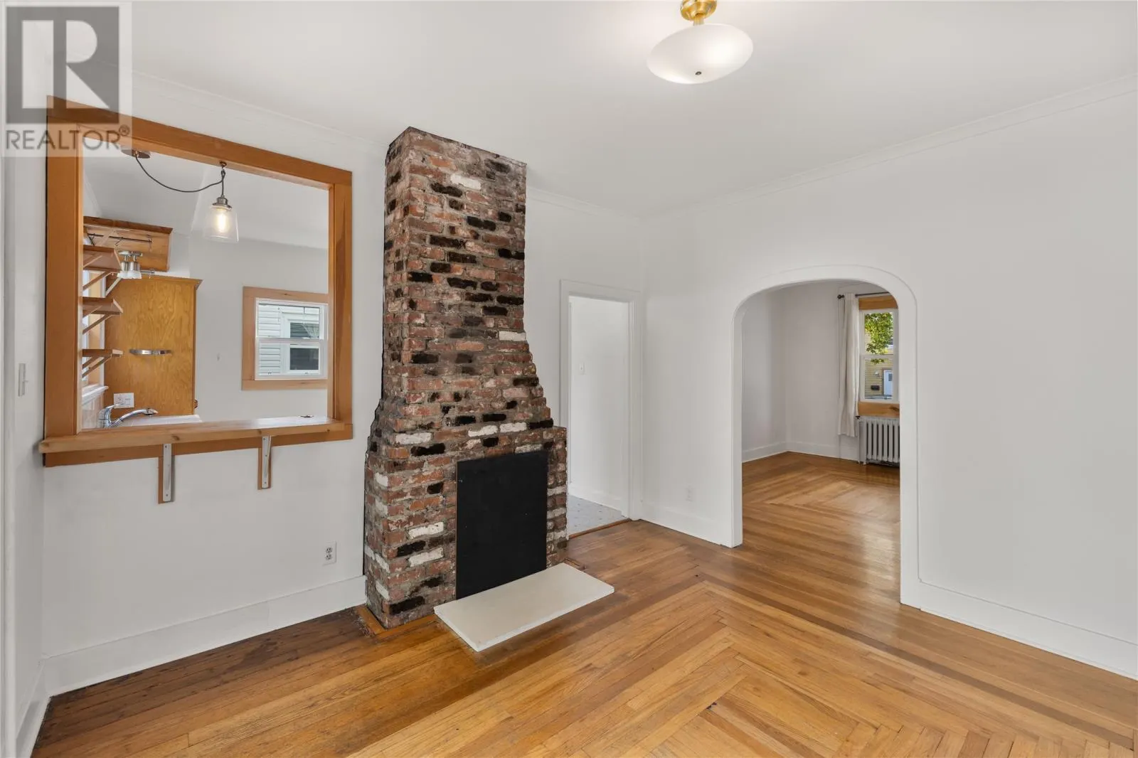 98 Campbell Avenue